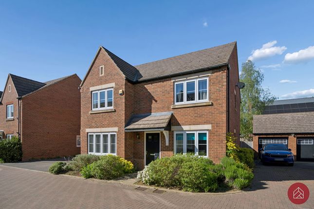 4 bed property, in Broad Way, £550,000