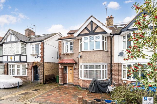 4 bed property, in Kendrey Gardens, £843,000