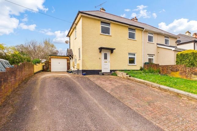 3 bed property, in Barnfield, £275,000