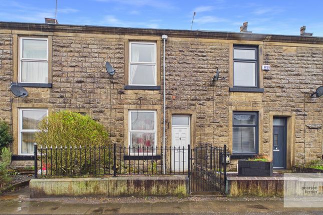 2 bed property, in Bury Road, £165,000