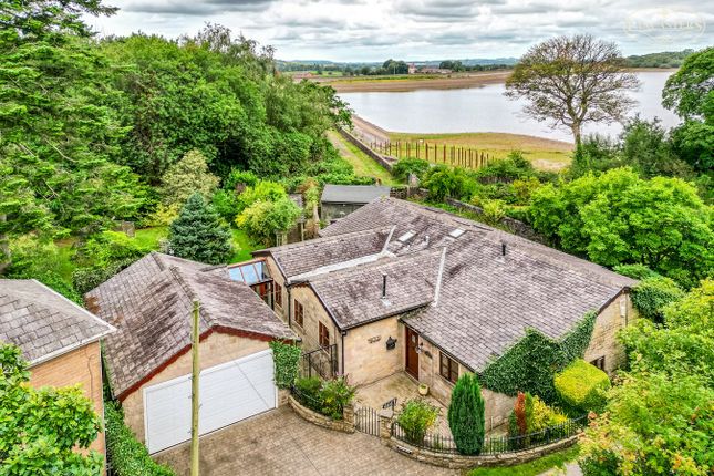 4 bed property, in Dryfield Lane, £799,000