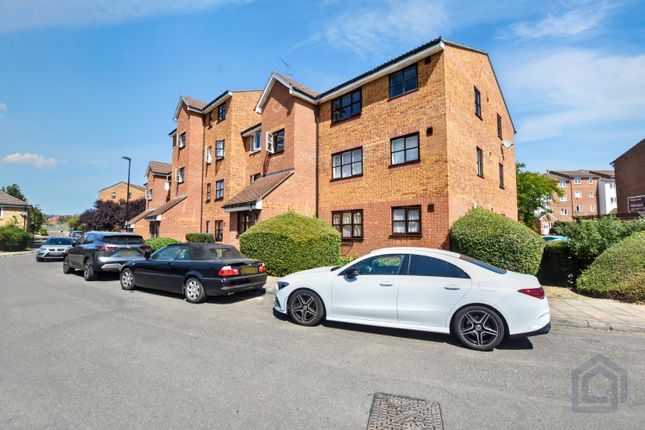 1 bed property, in John Williams Close, £60,000