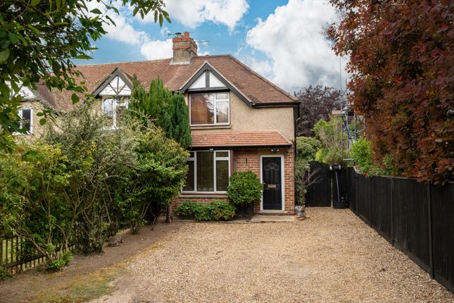 2 bed property, in Salisbury Road, £335,000