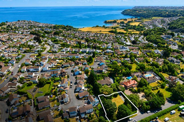 Land, in Single Building Plot, £175,000