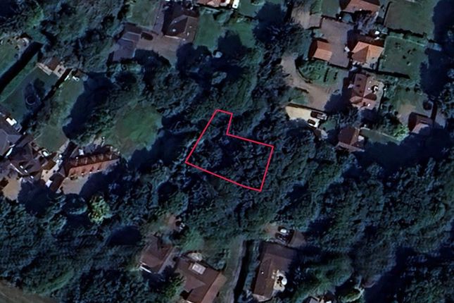 Land, in Land At Rhododendron Avenue, £200,000