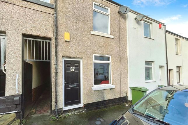 2 bed property, in Lord Street, £90,000
