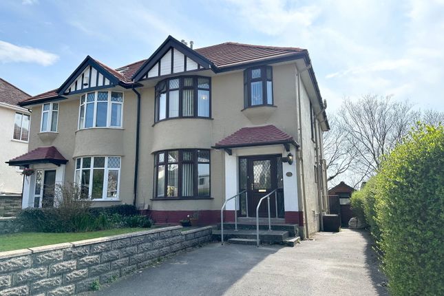 3 bed property, in Dunvant Road, £300,000