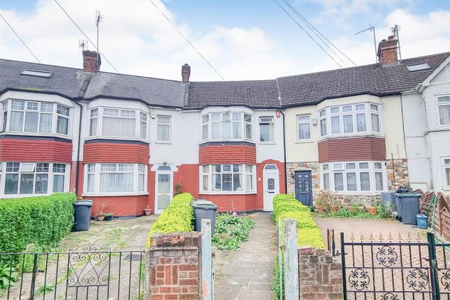 4 bed property, in Cobham Road, £625,000