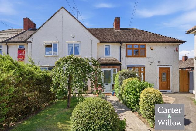 3 bed property, in Bromhall Road, £425,000