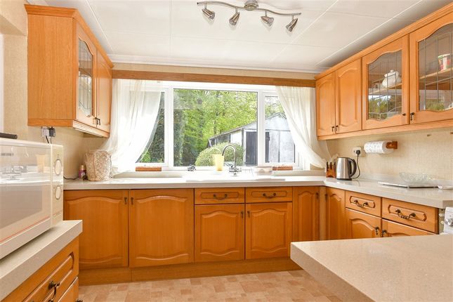 2 bed property, in The Grove, £675,000