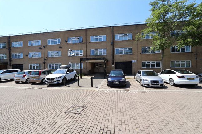 Studio, in North Tenth Street, £100,000