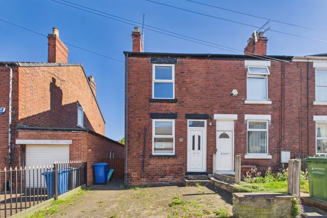 2 bed property, in King Street, £130,000
