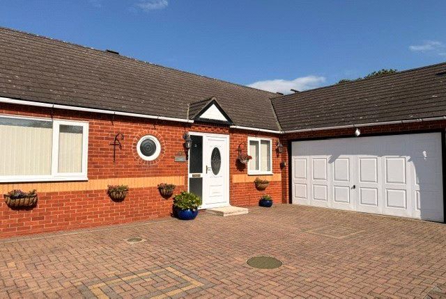 3 bed property, in Parc Caradog, £325,000