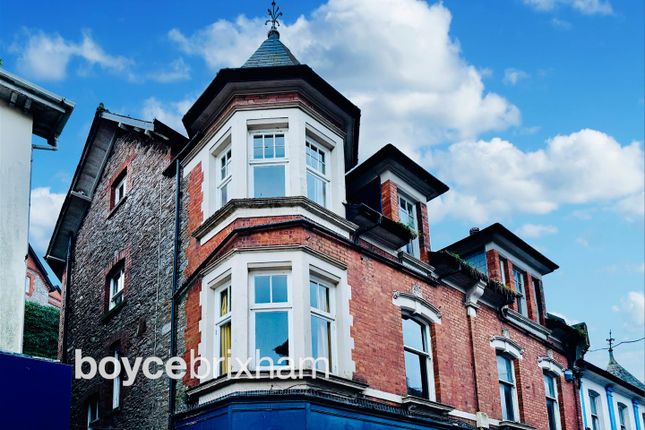 3 bed property, in Fore Street, £195,000