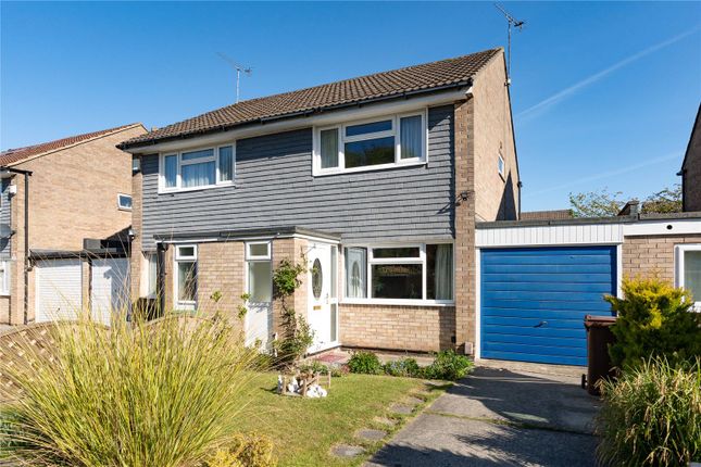 2 bed property, in Birkdale Walk, £280,000