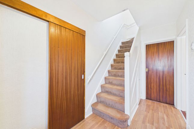 3 bed property, in Elterwater Avenue, £150,000