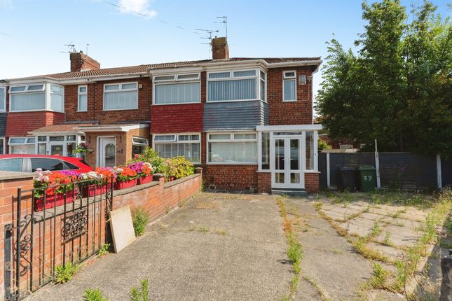 2 bed property, in Patricia Avenue, £110,000