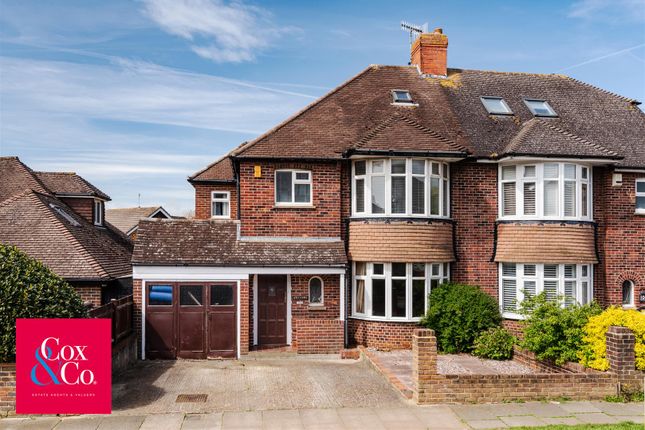 4 bed property, in Holmes Avenue, £750,000