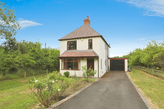 3 bed property, in Evesham Road, £600,000