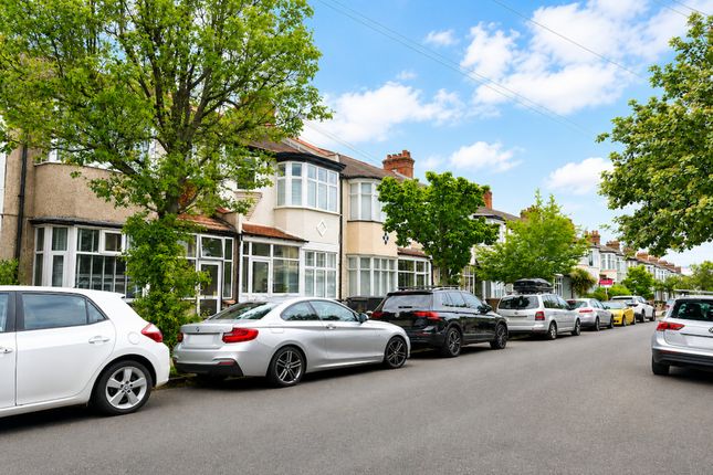 3 bed property, in Allen Road, £538,000
