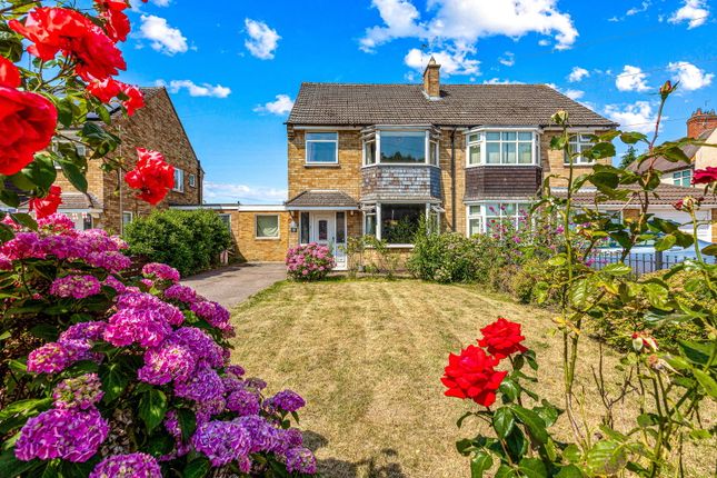 3 bed property, in Leicester Road, £265,000