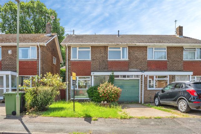 4 bed property, in Estridge Close, £270,000