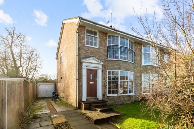 3 bed property, in Delves Way, £450,000