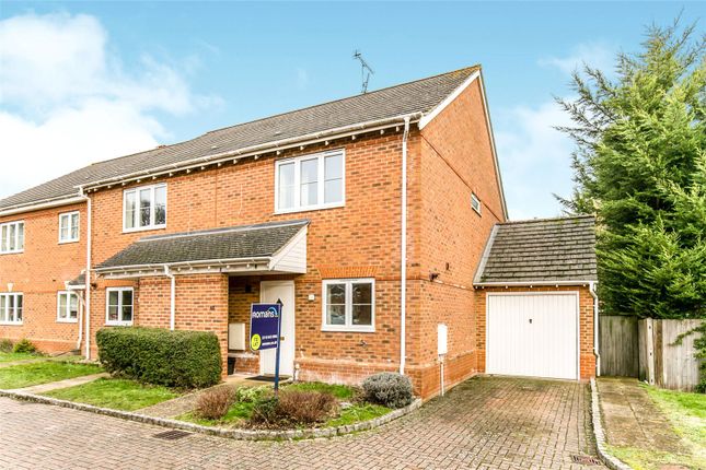 3 bed property, in Little Horse Close, £475,000