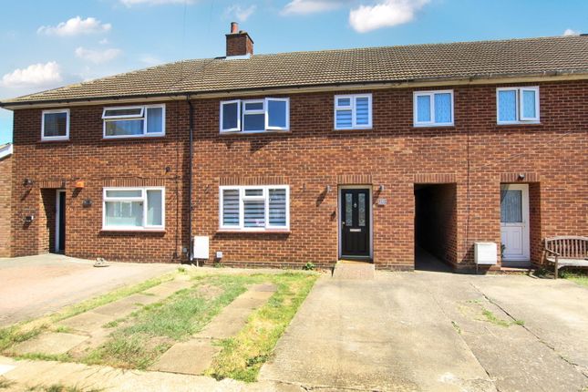 3 bed property, in Spring Grove, £300,000