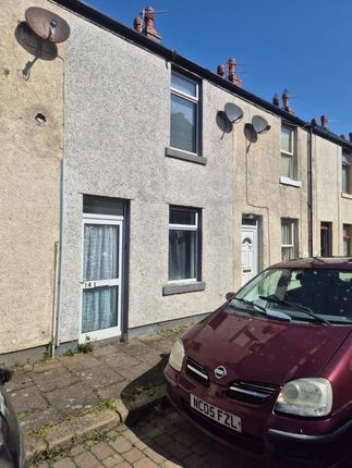 2 bed property, in Sidney Street, £75,000