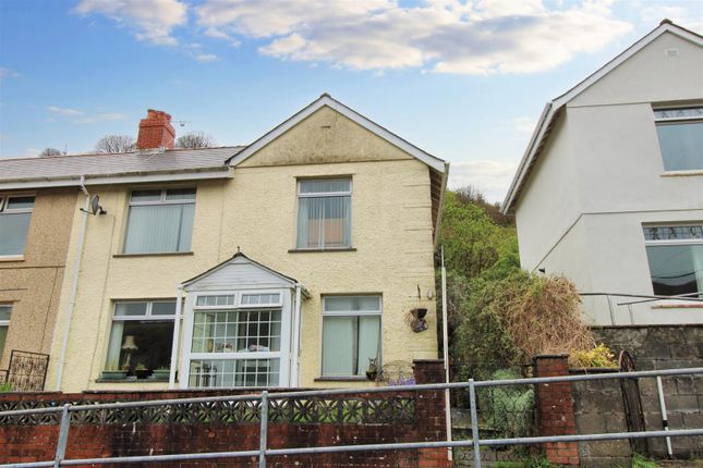 3 bed property, in Hillside Terrace, £105,000