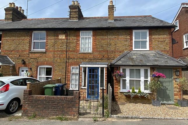 2 bed property, in Hedsor Road, £395,000