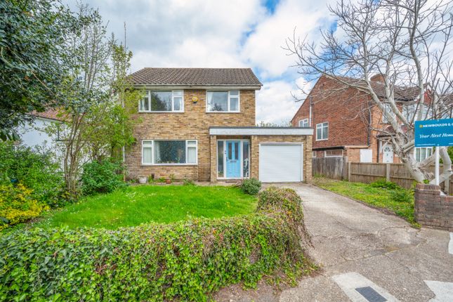 3 bed property, in Gaston Way, £635,000