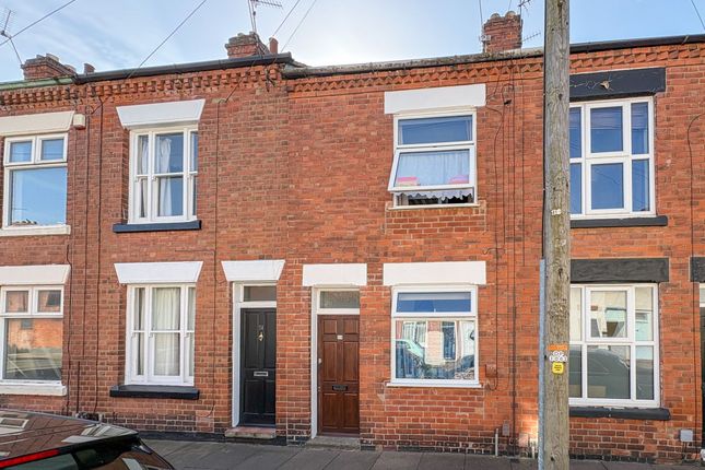 3 bed property, in Montague Road, £229,000