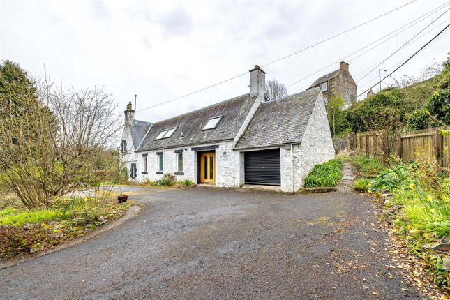 6 bed property, in Ettrick Bank, £355,000