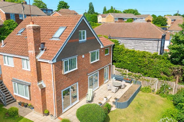 4 bed property, in Spring Lane, £800,000