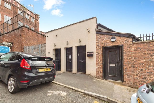 2 bed property, in Harvey Street, £350,000