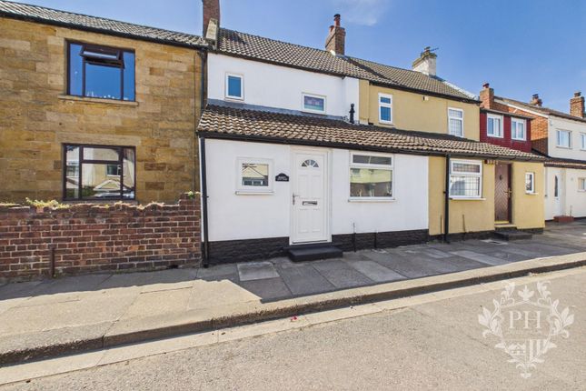 2 bed property, in High Street West, £149,000
