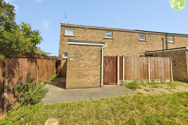 3 bed property, in Limeslade Close, £315,000