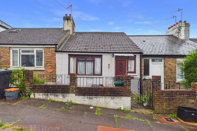 3 bed property, in Milner Road, £250,000