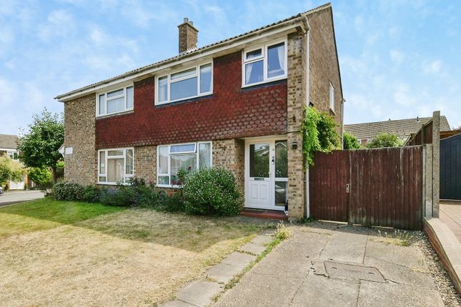 3 bed property, in Lower Innings, £495,000