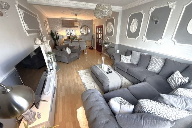 3 bed property, in Lonsdale Avenue, £500,000