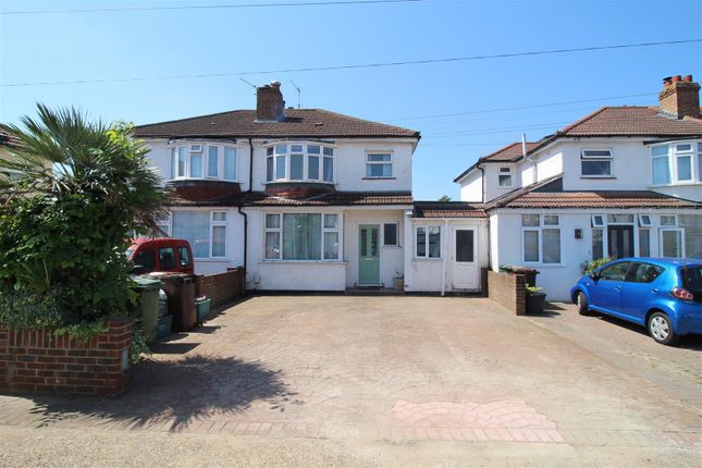 3 bed property, in Southville Close, £500,000
