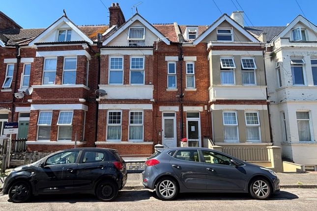 2 bed property, in Flat 1, £60,000
