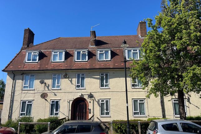 3 bed property, in Brants Walk, £370,000
