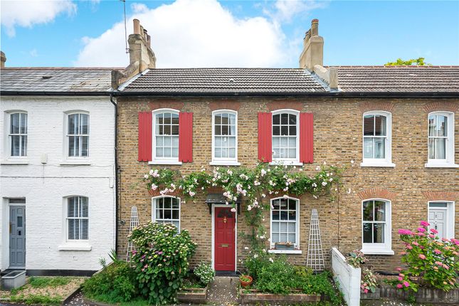 3 bed property, in Grove Road, £625,000