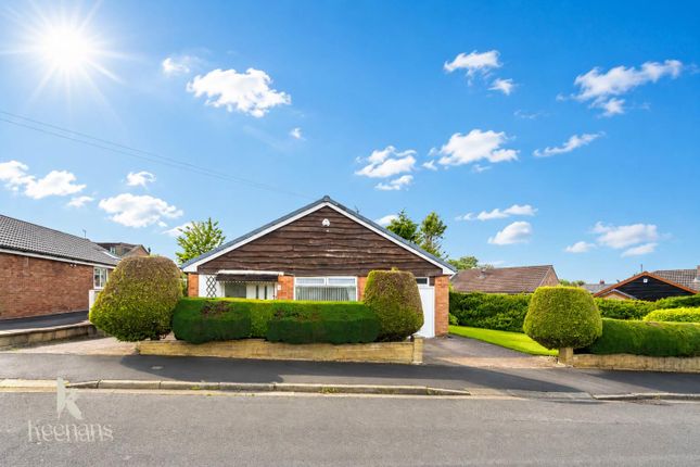 2 bed property, in Portland Road, £275,000