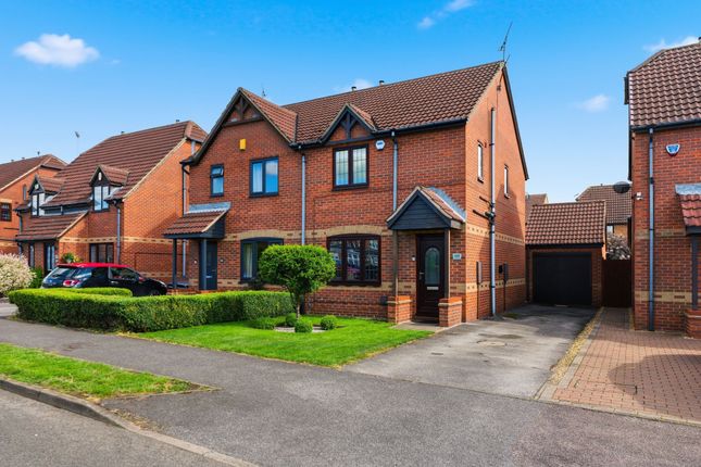 3 bed property, in Horsehead Lane, £210,000
