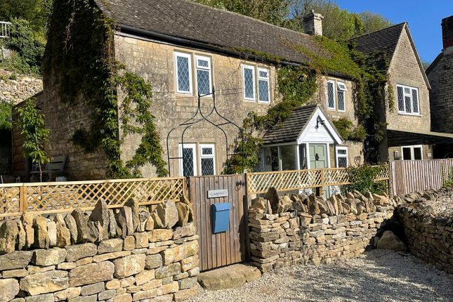 4 bed property, in France Lynch, £699,995