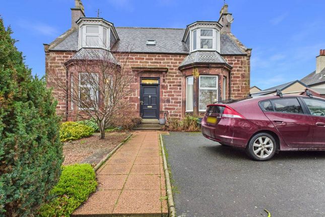 4 bed property, in Banff Road, £240,000